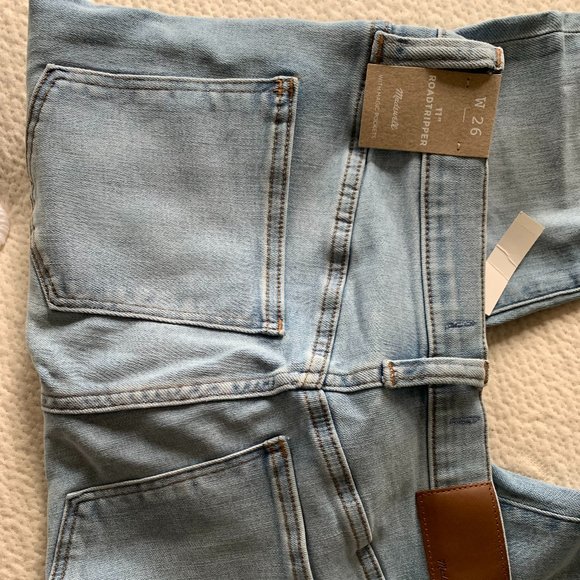 Madewell Roadtripper Jeans - Picture 1 of 7